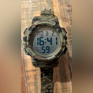 Lavaredo Mens Digital Military Sports Watch